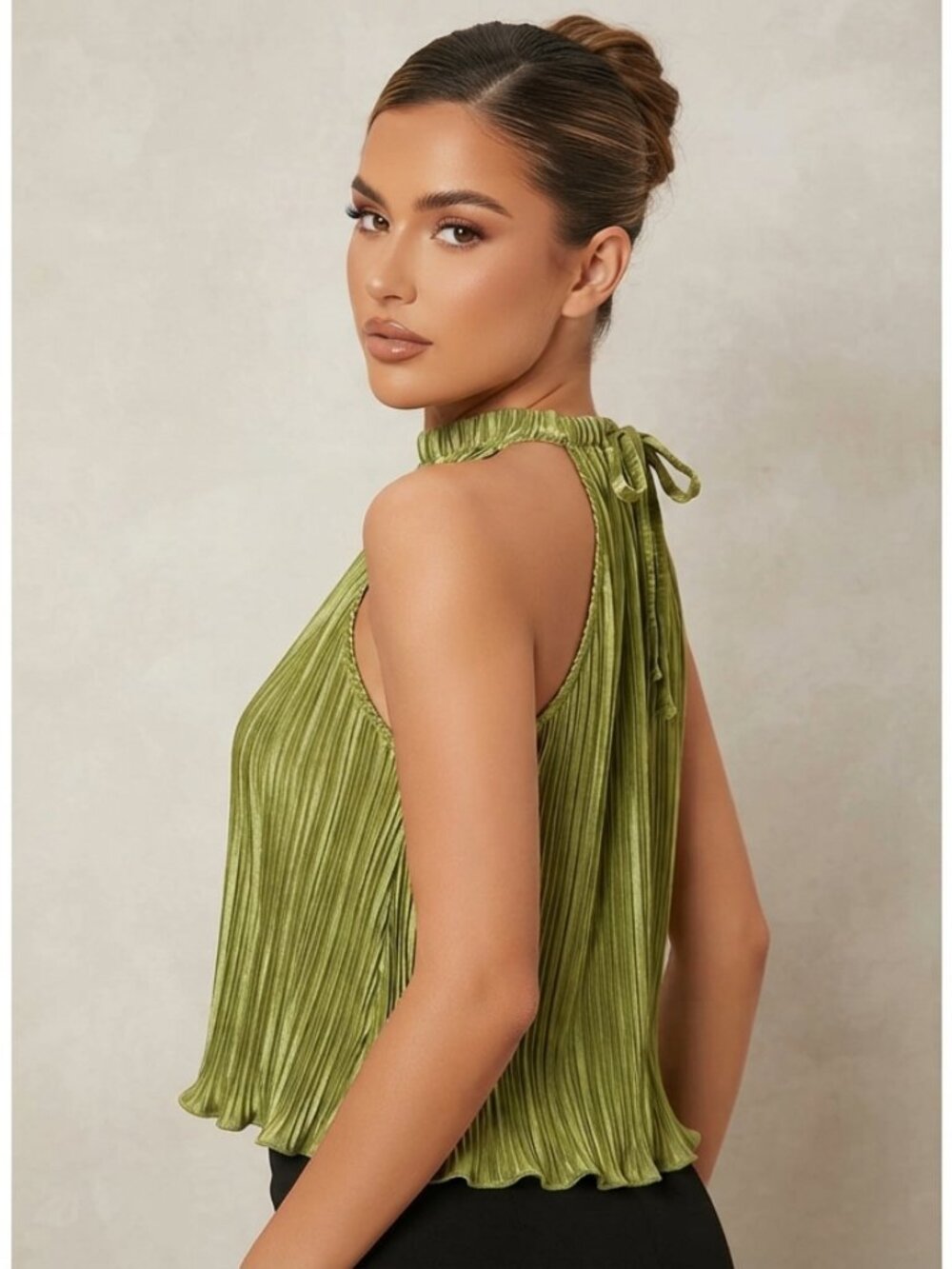 SHEIN Olive Green Satin Pleated Halter Top Size M / US 6